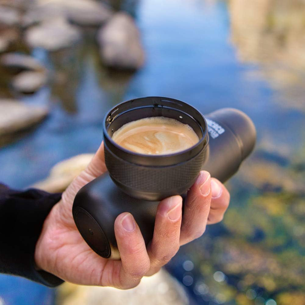 Minipresso NS: macchina da caffè portatile per l'espresso in movimento