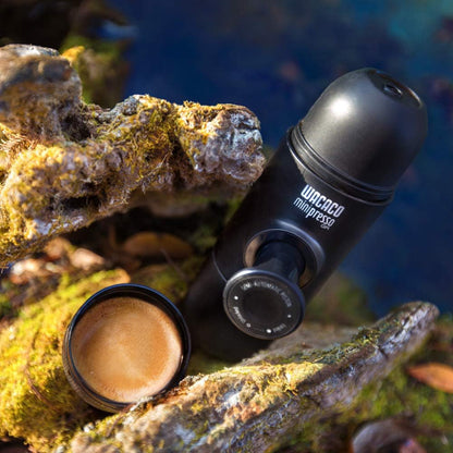 Minipresso NS: macchina da caffè portatile per l'espresso in movimento